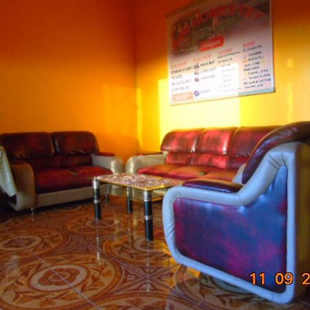 Aini Home Stay Ternate Bagian luar foto