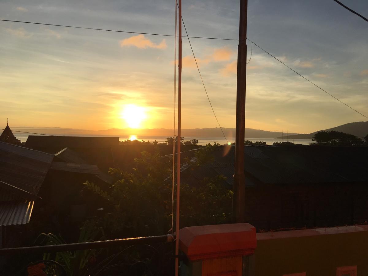 Aini Home Stay Ternate Bagian luar foto