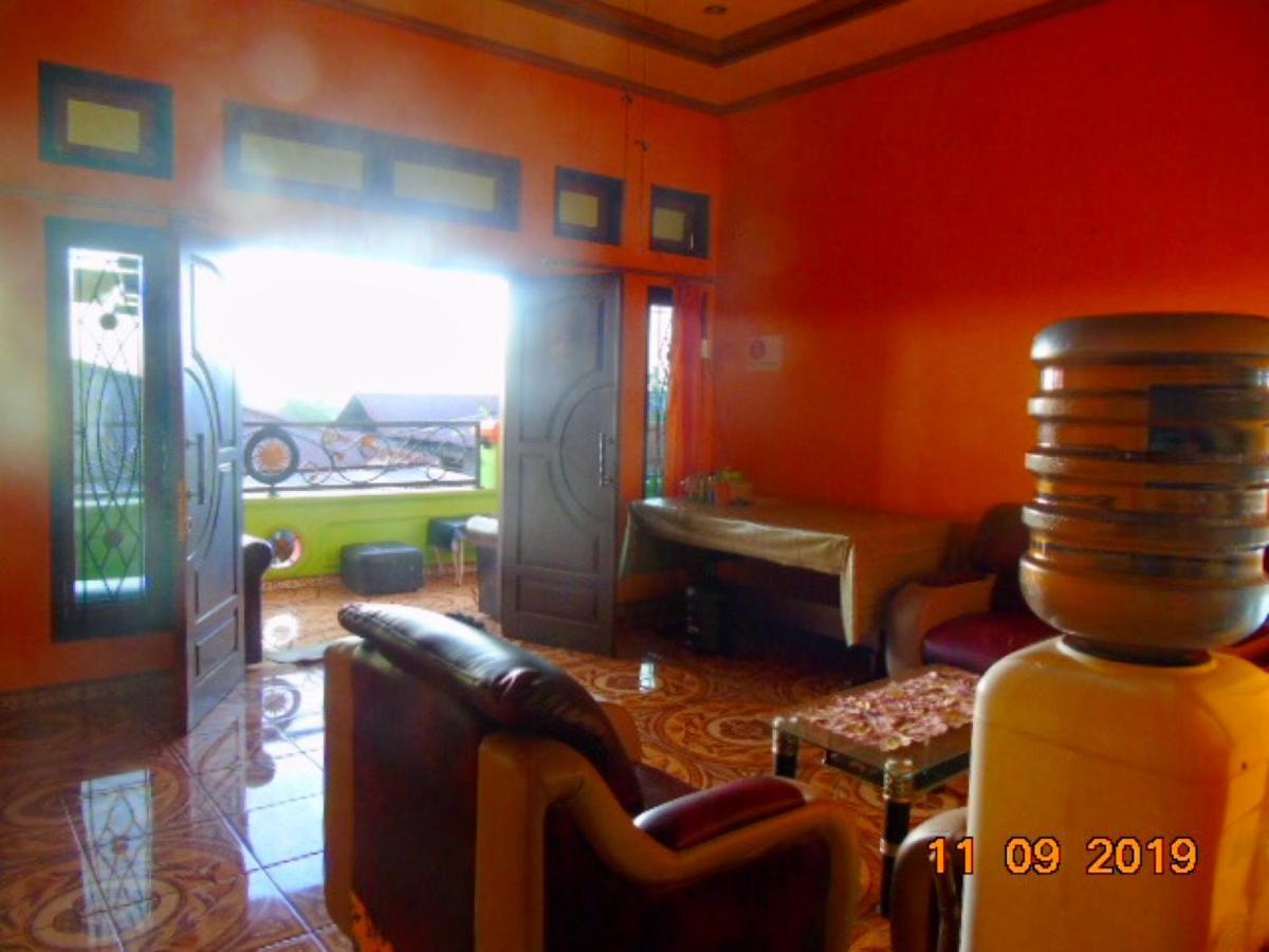 Aini Home Stay Ternate Bagian luar foto